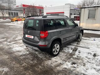 2015 Skoda Yeti I Рестайлинг, серый, 1200000 рублей, вид 4