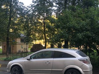 2006 Opel Astra GTC H, серебристый, 280000 рублей, вид 2