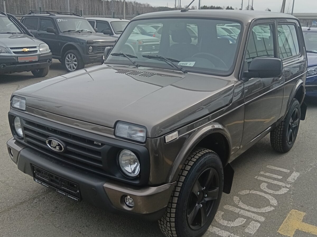Открыть фотографии: Lada (ВАЗ) Niva Legend I