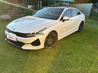 2020 Kia K5 III, белый, 2600000 рублей, вид 1
