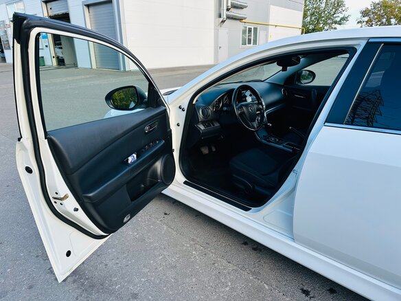 2011 Mazda 6 II (GH) Рестайлинг, белый - вид 19