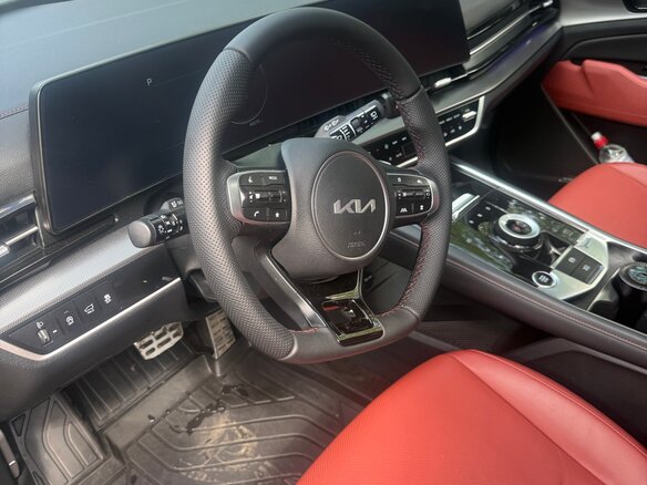 2023 Kia Sportage V, чёрный, 3700000 рублей - вид 9