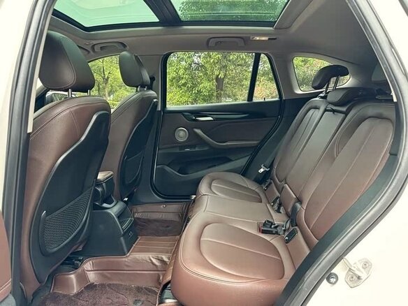 2021 BMW X1 18i sDrive II (F48) Рестайлинг, белый, 1940000 рублей - вид 9