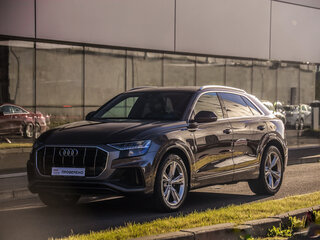 2019 Audi Q8 55 TFSI I (4M), коричневый, 5499000 рублей, вид 3