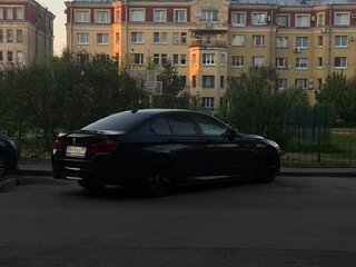 2010 BMW 5 серии 523i VI (F10/F11/F07), чёрный, 1420000 рублей, вид 4