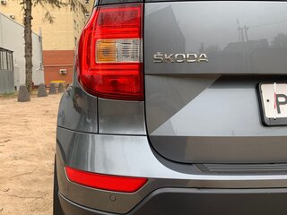 2016 Skoda Yeti I Рестайлинг, серый, 1460000 рублей, вид 3
