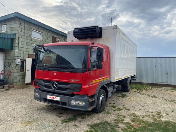 2013 Mercedes-Benz Atego, красный, 3950000 рублей