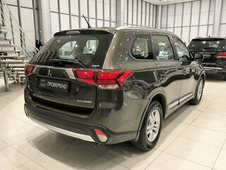 2016 Mitsubishi Outlander III Рестайлинг 2, коричневый, 1790000 рублей, вид 5