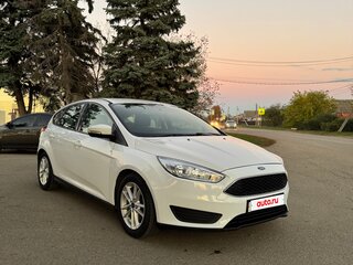 2016 Ford Focus III Рестайлинг, белый, 1230000 рублей, вид 1