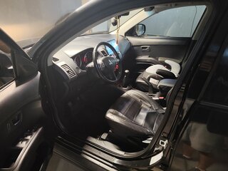 2010 Mitsubishi Outlander II Рестайлинг, чёрный, 999999 рублей, вид 3
