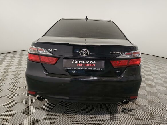 2017 Toyota Camry VII (XV50) Рестайлинг, чёрный, 1849000 рублей - вид 5
