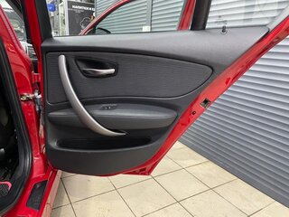 2010 BMW 1 серии 116i I (E81/E82/E87/E88) Рестайлинг, красный, 800000 рублей, вид 5