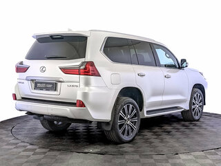 2018 Lexus LX 570 III Рестайлинг 2, белый, 7900000 рублей, вид 5