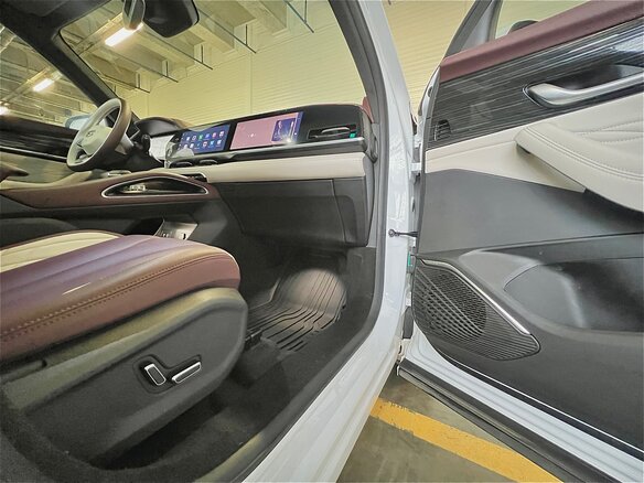 2024 Geely Monjaro (Xingyue L) I, белый, 3750000 рублей - вид 27