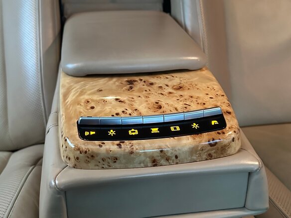 2012 Mercedes-Benz Viano Extralong L3 I (W639) Рестайлинг, чёрный, 2500000 рублей - вид 12