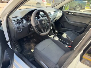 2017 Skoda Rapid I Рестайлинг, белый, 640000 рублей, вид 5
