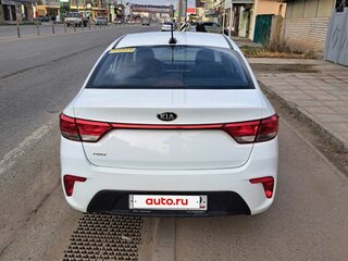 2019 Kia Rio IV, белый, 1250000 рублей, вид 4
