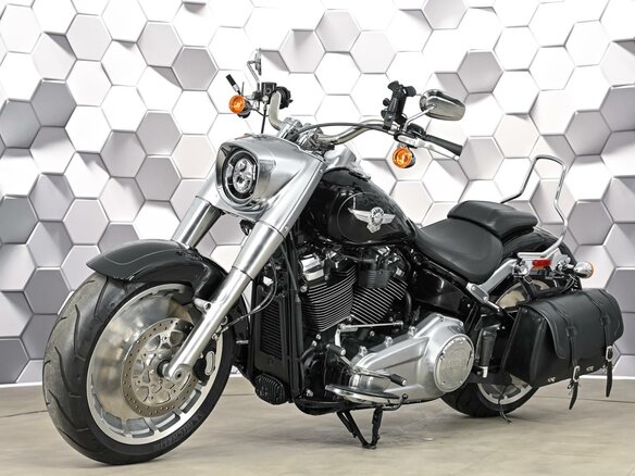 2018 Harley-Davidson Fat Boy, чёрный, 1779000 рублей - вид 1