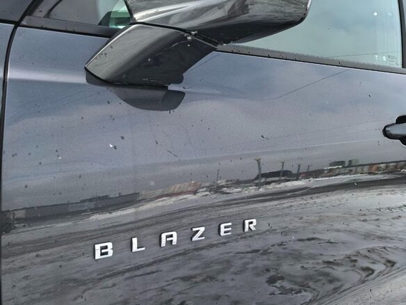 2020 Chevrolet Blazer III, серый, 3700000 рублей - вид 10