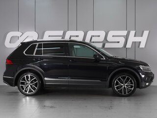2017 Volkswagen Tiguan II, чёрный, 2539000 рублей, вид 5