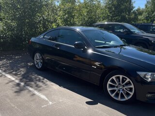 2011 BMW 3 серии 320d V (E90/E91/E92/E93) Рестайлинг, чёрный, 1650000 рублей, вид 3