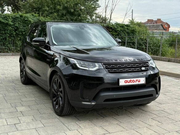 2018 Land Rover Discovery V, чёрный, 3500000 рублей - вид 3