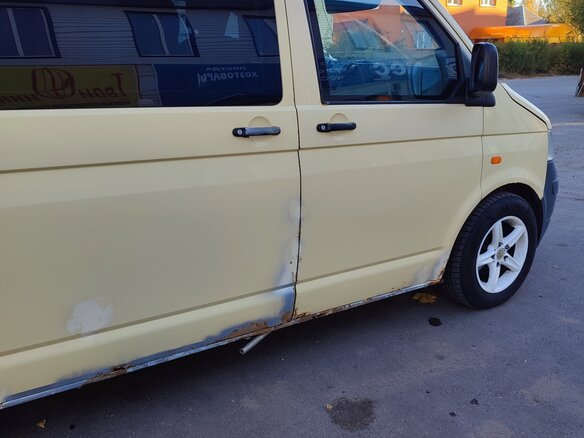 2007 Volkswagen Transporter T5, бежевый, 780000 рублей - вид 3