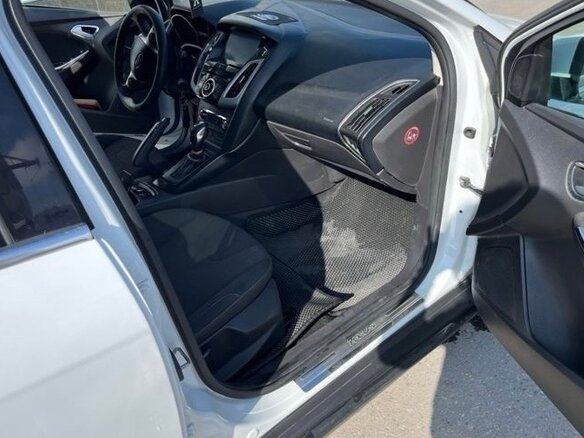 2013 Ford Focus III, белый, 615000 рублей - вид 6