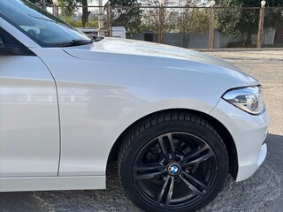 2018 BMW 1 серии 118i II (F20/F21) Рестайлинг 2, белый, 1340000 рублей, вид 5