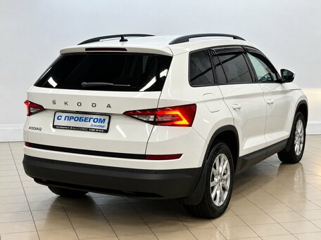 2019 Skoda Kodiaq I, белый, 2175000 рублей, вид 4