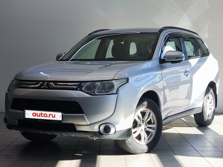 Mitsubishi Outlander III