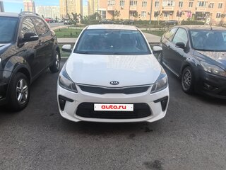 2018 Kia Rio IV, белый, 850000 рублей, вид 1