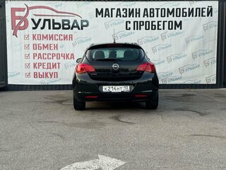 2011 Opel Astra J, чёрный, 650000 рублей, вид 4
