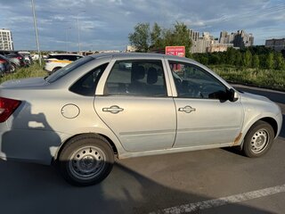 2013 Lada (ВАЗ) Granta I, серебристый, 400000 рублей, вид 2