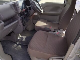 2017 Nissan NV100 Clipper III, серебристый, 600000 рублей, вид 3