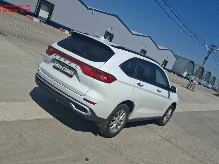 Открыть фотографии: Haval M6 II