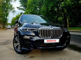 2020 BMW X7 30d I (G07), чёрный, 8800000 рублей, вид 2