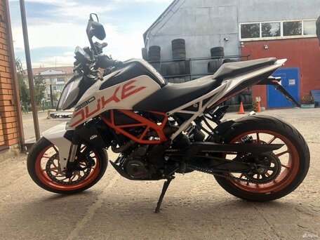 2017 KTM 390 Duke, белый, 450000 рублей, вид 1