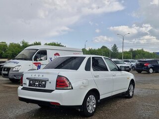 2017 Lada (ВАЗ) Priora I Рестайлинг, белый, 440000 рублей, вид 3