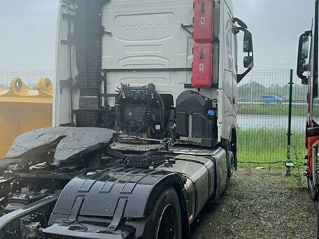 2021 Volvo FH 540, белый, 11240000 рублей, вид 4