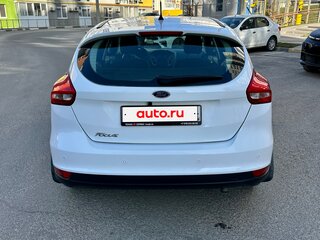 2016 Ford Focus III Рестайлинг, белый, 935000 рублей, вид 5