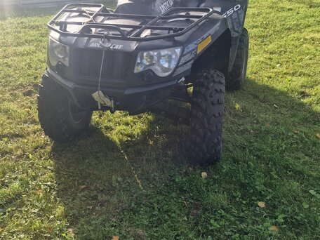 2011 Arctic Cat 550 Series, чёрный, 695000 рублей, вид 2