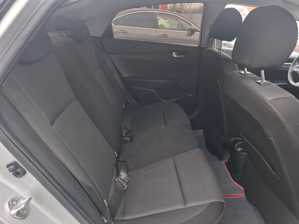 2020 Hyundai Solaris II, серебристый, 1550000 рублей - вид 33