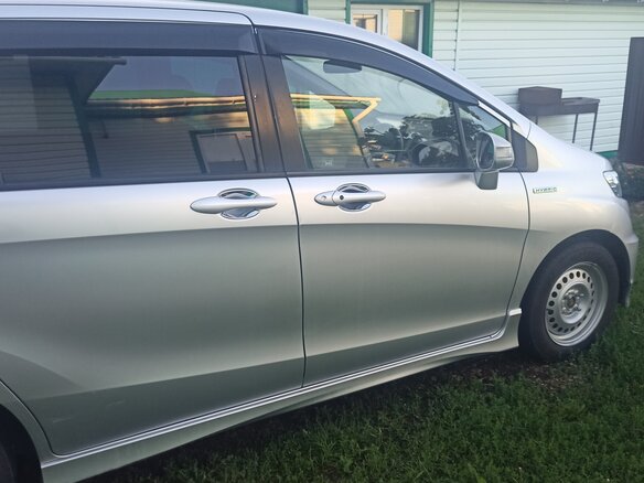 2012 Honda Freed I Рестайлинг, серый, 1170000 рублей - вид 4
