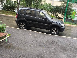 2012 Chevrolet Niva I Рестайлинг, зелёный, 420000 рублей, вид 2