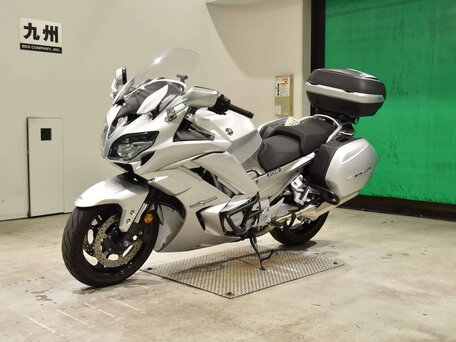 2016 Yamaha FJR1300, серебристый, 1099000 рублей, вид 4