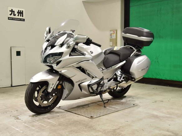 2016 Yamaha FJR1300, серебристый, 1099000 рублей - вид 3