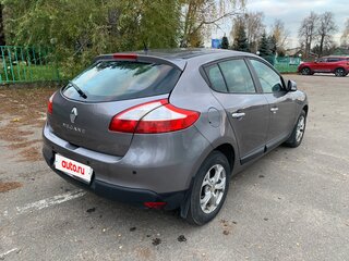 2013 Renault Megane III Рестайлинг, серый, 700000 рублей, вид 5