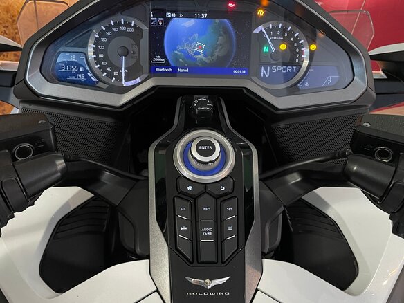 2018 Honda GL 1800 Gold Wing, белый, 2100000 рублей - вид 28