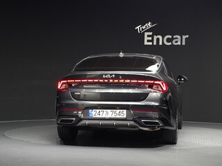 2023 Kia K5 III, серый, 1840000 рублей, вид 4